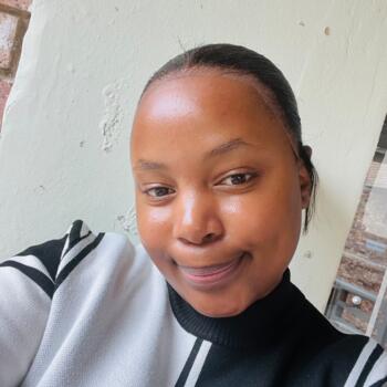 Babysitter East London: Zimkhitha