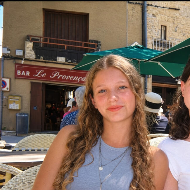 Babysitter in Paris: Manon