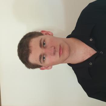 Babysitter in Hervey Bay: Adam
