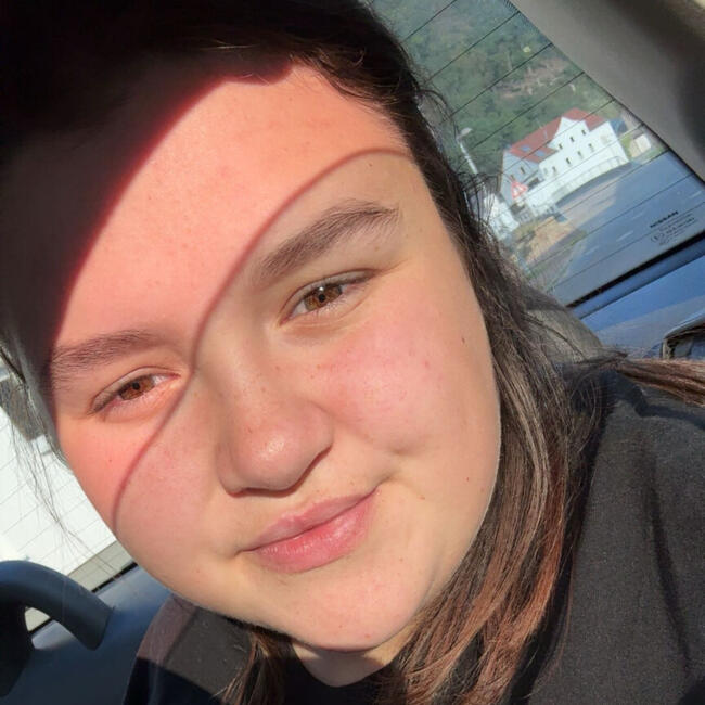 Babysitter in Bad Hönningen: Lena