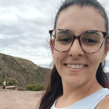 Trabajo para niñera en Rosario: trabajo para niñera Giuliana