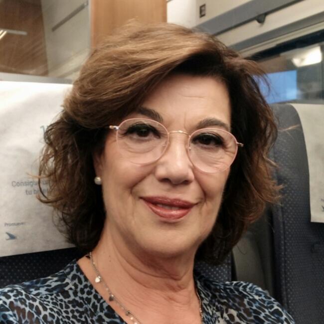 Canguro en Puebla de Vallbona: Elena