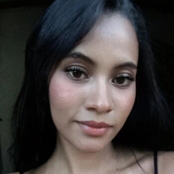 Babysitter in Paudalho: MARIA