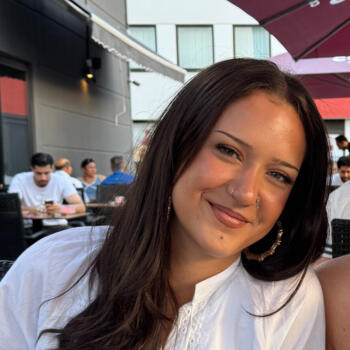 Babysitter in Bonn: Licia