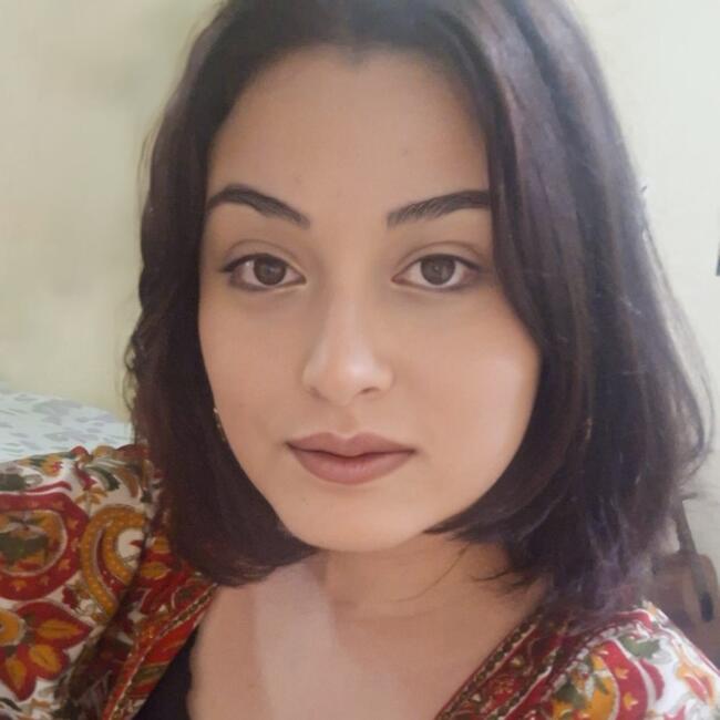 Babysitter in Curitiba: Kamila