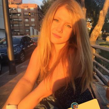 Babysitter in Torrent: Sandra