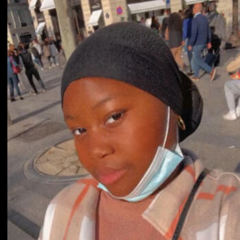 Baby-sitter in Paris: Sarah