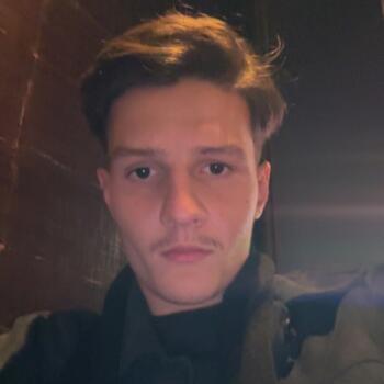 Babysitter in Paris: Noah ketem