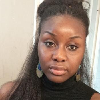 Babysitter in Lisses: Cécile
