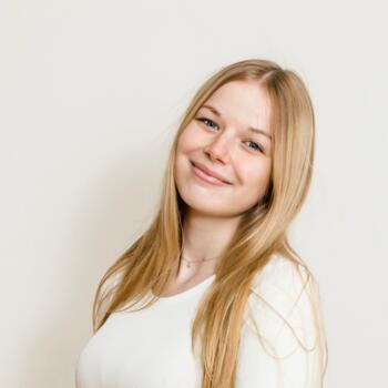 Babysitter in Kirchberg an der Raab: Laura