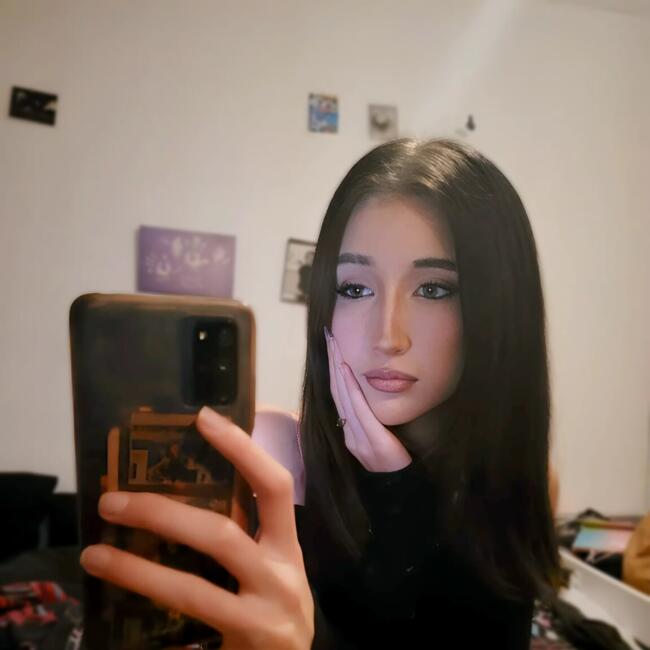 Babysitter in Frontenay-Rohan-Rohan: Maelys