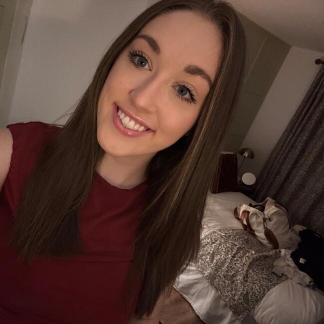 Babysitter in Nottingham: Charlotte