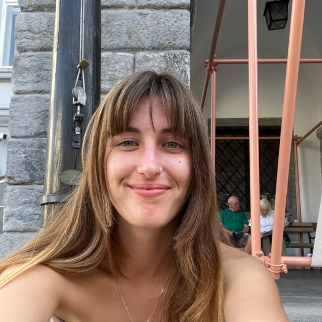 Babysitter in Ljubljana: Neža