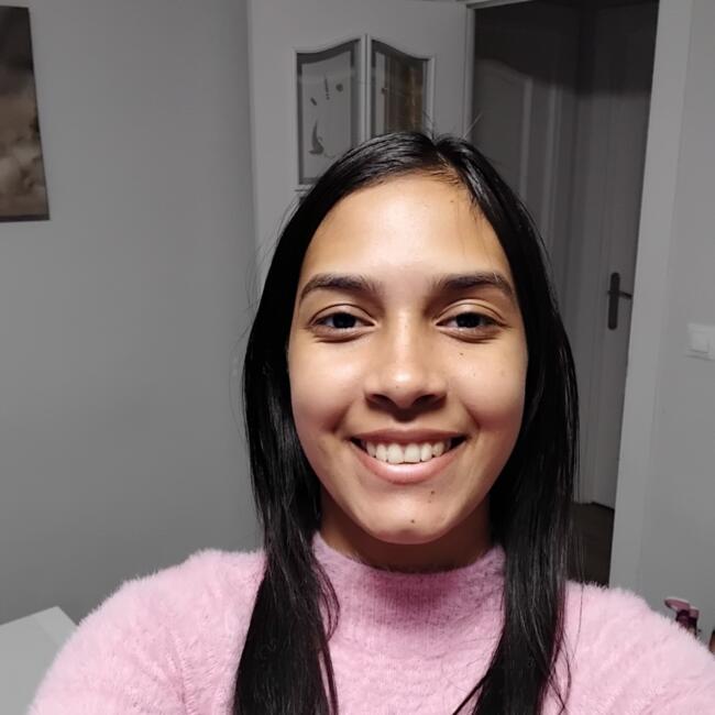 Babysitter in Valdemoro: Andrielly