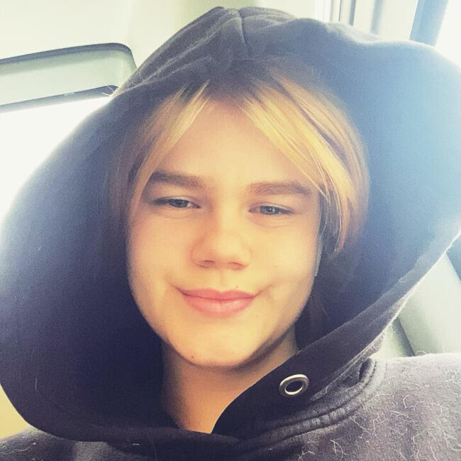 Babysitter in Oudenaarde: Phoebe en amy 