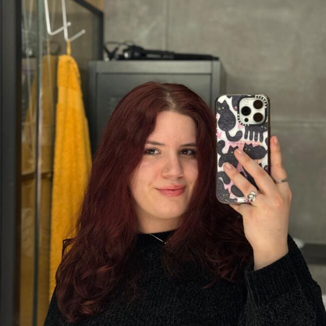 Babysitter in Alexandria: Aileen