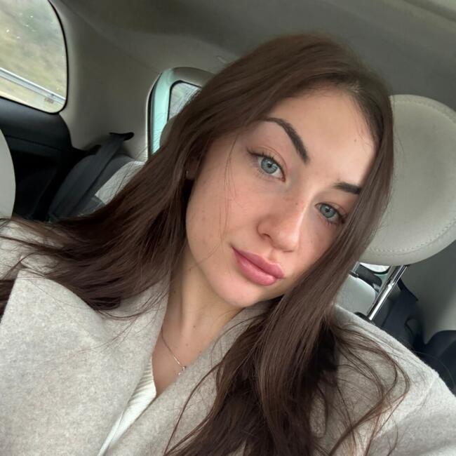 Babysitter in Vilanova i la Geltrú: Lucia