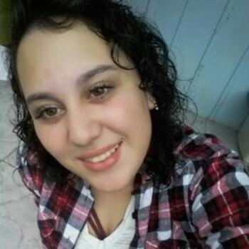 Babysitter in Blumenau: Marcela