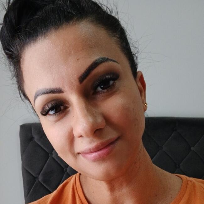 Babysitter in Rio Claro: Aline