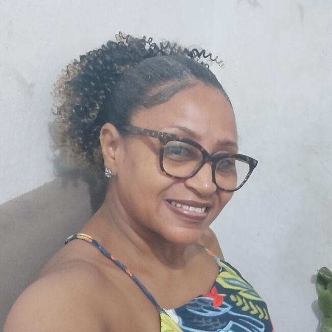 Babysitter in Salvador: Jaciara