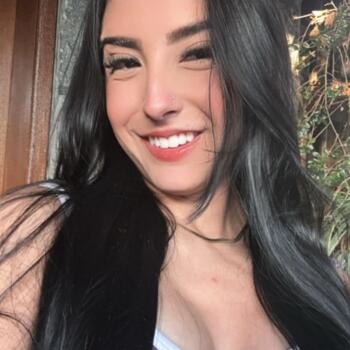 Babysitter in Belo Horizonte: Kamilly