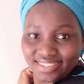 Babysitter in Dammam: Nakakawa