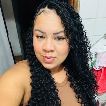 Babysitter in Ilhabela: Naiane