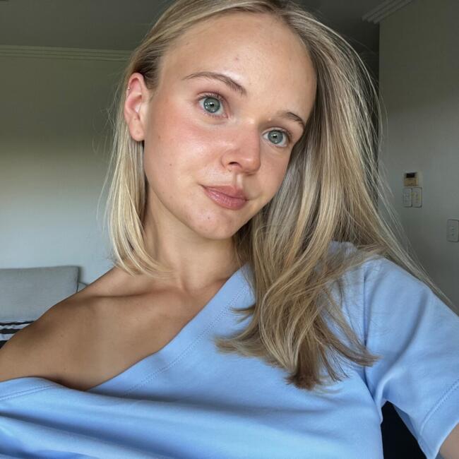 Babysitter in Adelaide: Charlotte