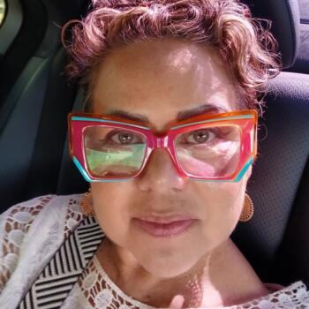 Nanny in Long Beach: Ivonne