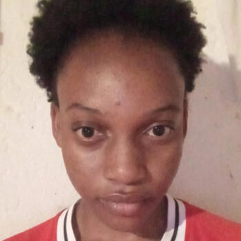 Babysitter in Lenasia: Penelope