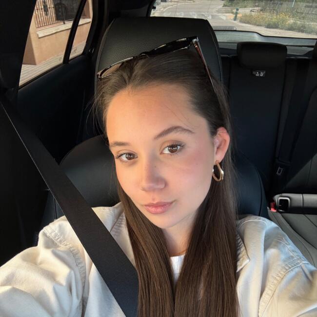 Babysitter in Beniel: Marta