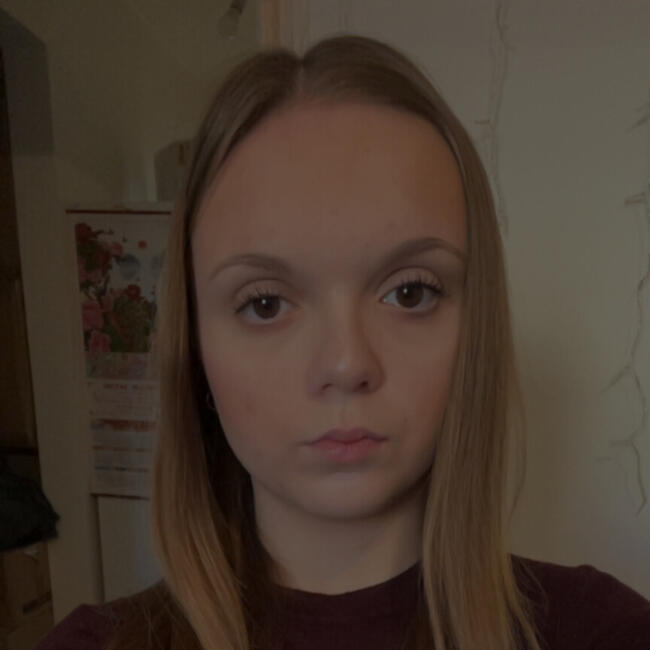 Babysitter in Hérouville-Saint-Clair: Ambre