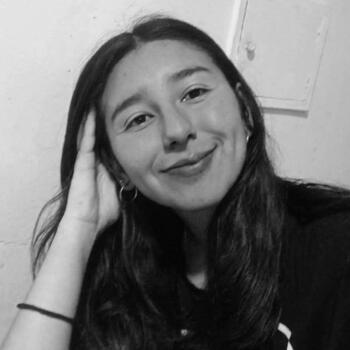 Babysitter Pilar: Cinthia Magali