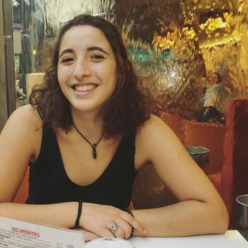Baby-sitter in Grenoble: Eleana