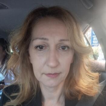 Baby-sitter in Volos: Demi