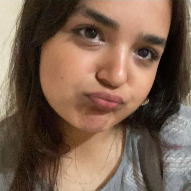 Babysitter in Glasgow: Sampada