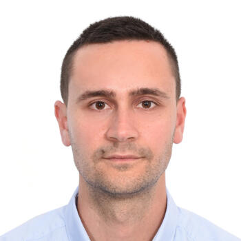 الوالدين أبوظبي: Edoardo