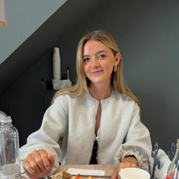 Barnevakt i Lisbon: Haley