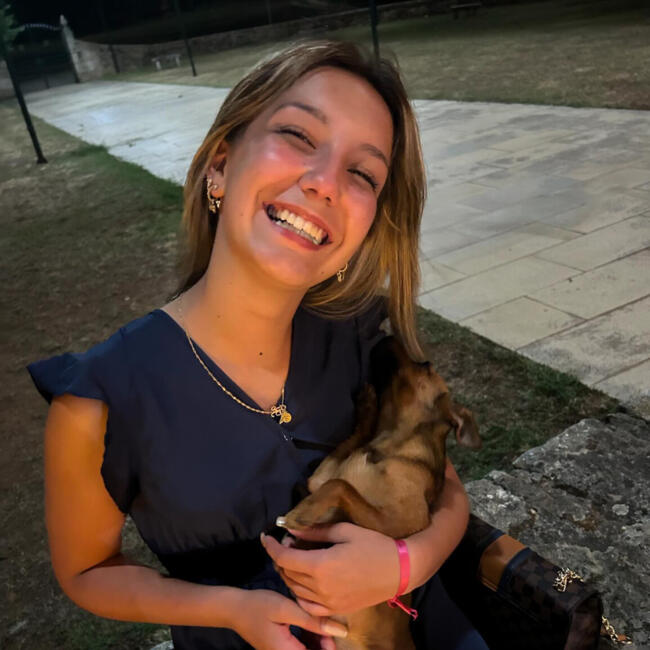 Babysitter in Malemort-sur-Corrèze: Lara