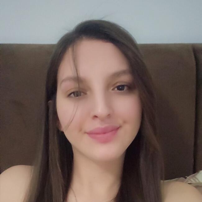 Babysitter in Toulouse: Anais