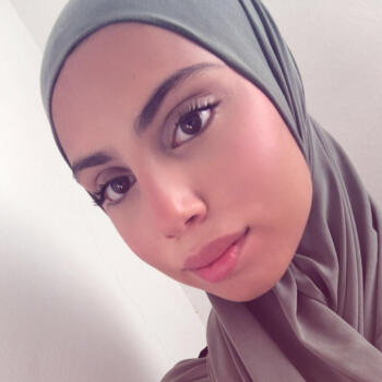 Babysitter in Molenbeek-Saint-Jean: Amina