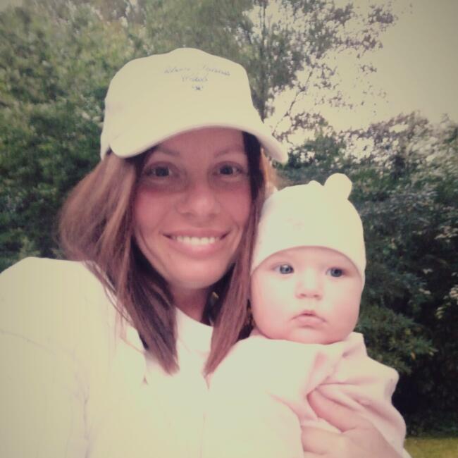 Babysitter in Amora: Svetlana