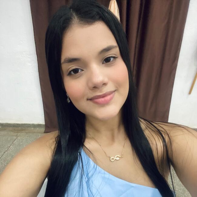 Babysitting job in Manaus: Rayane Karolne