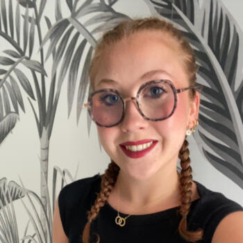 Babysitter in Rodez: Alana