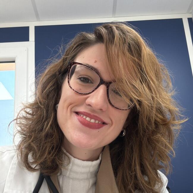 Babysitting job in Vernaison: Maria del Carmen