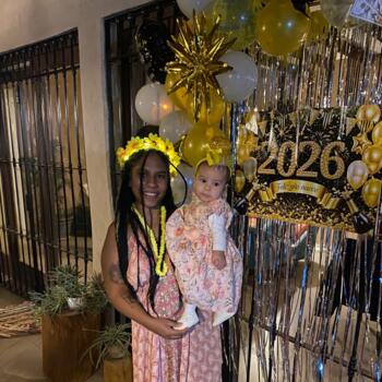 Trabajo para niñera en Villa: trabajo de niñera Joyce