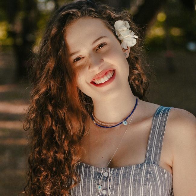 Babysitter in Vitória da Conquista: Helena