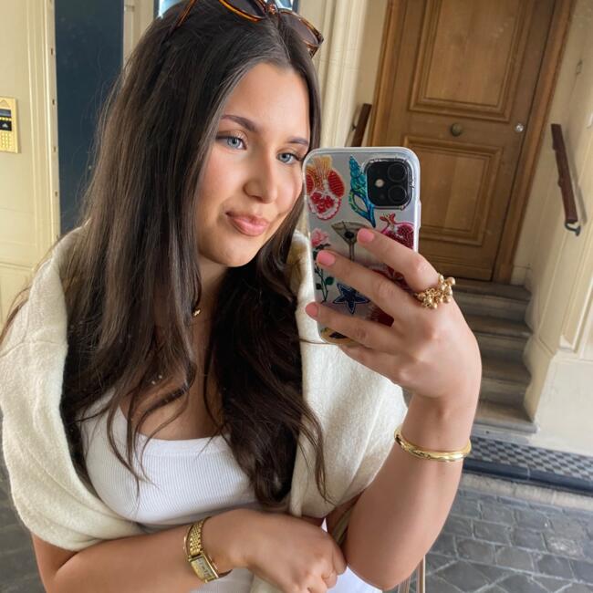 Barnvakt i Göteborg: Livia