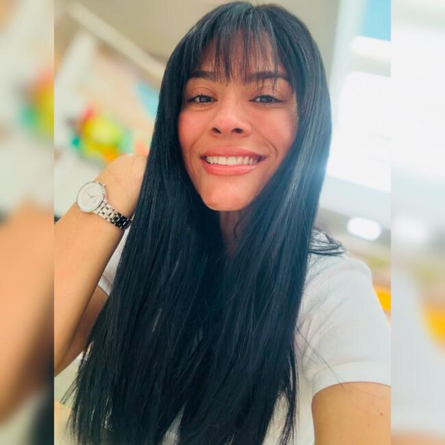 Babysitter in Irun: Anyeli