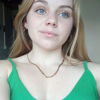 Babysitter in Caen: Léa